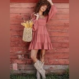 Altar’d State XS Elegant Pink Smocked Dress, ruched top, EUC, flowy, lightweight